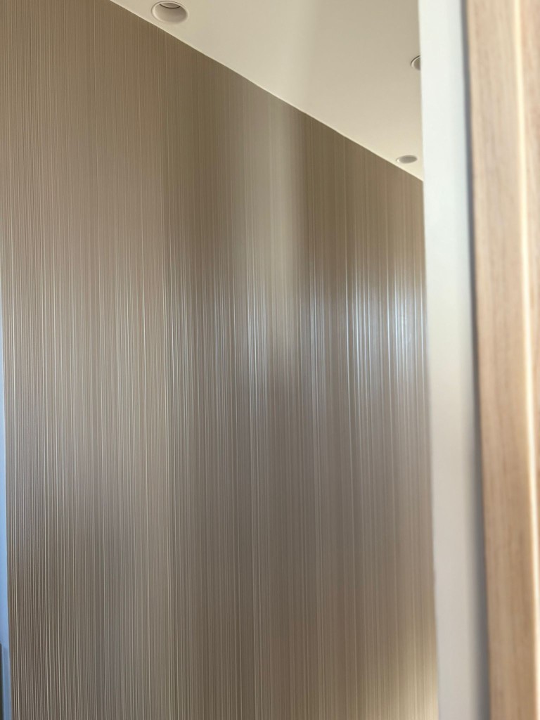 France BTP — peinture et finitions, mur texturé à Paris 17e 75017