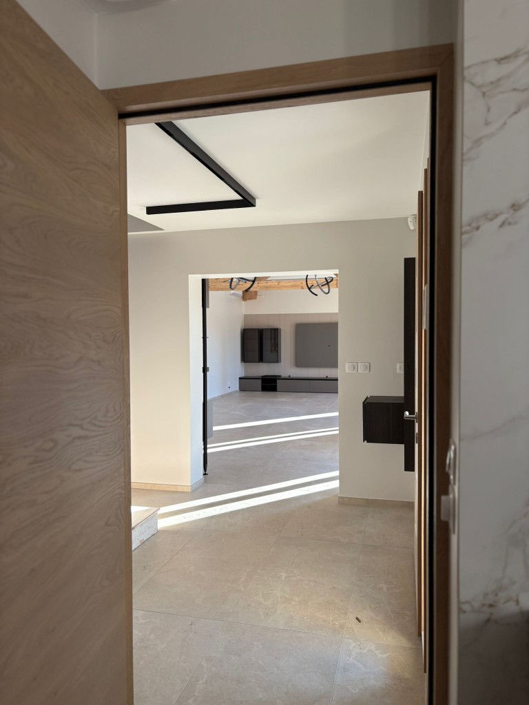 France BTP — rénovation intérieure et menuiseries, appartement Paris 16e