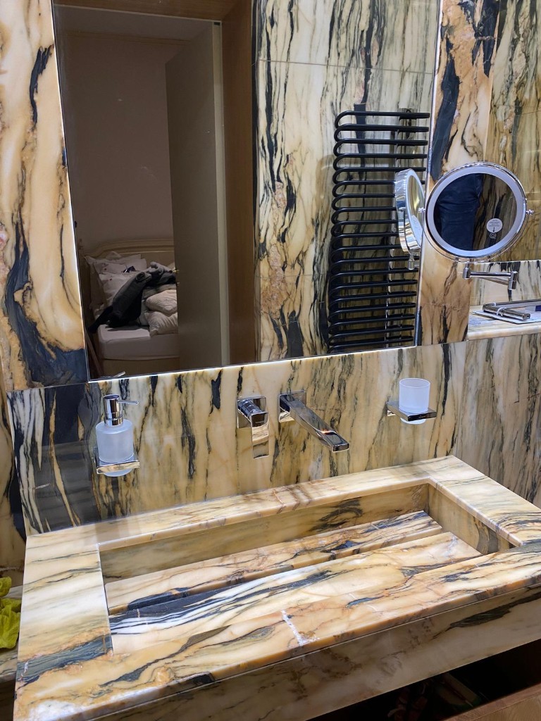France BTP — rénovation salle de bain et pierre naturelle, Paris 75016